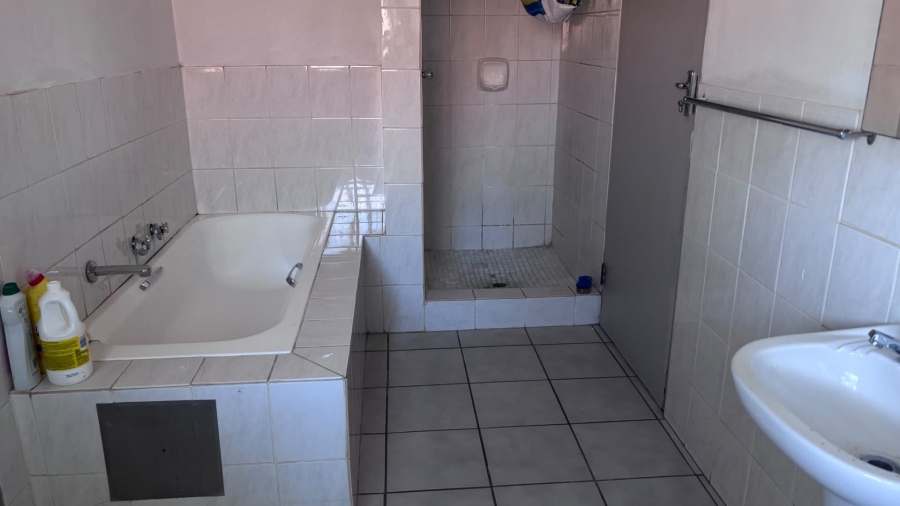 2 Bedroom Property for Sale in Dorandia Ext 10 Gauteng