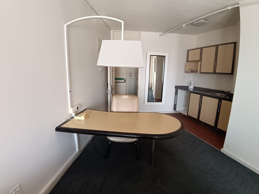 1 Bedroom Property for Sale in Braamfontein Gauteng
