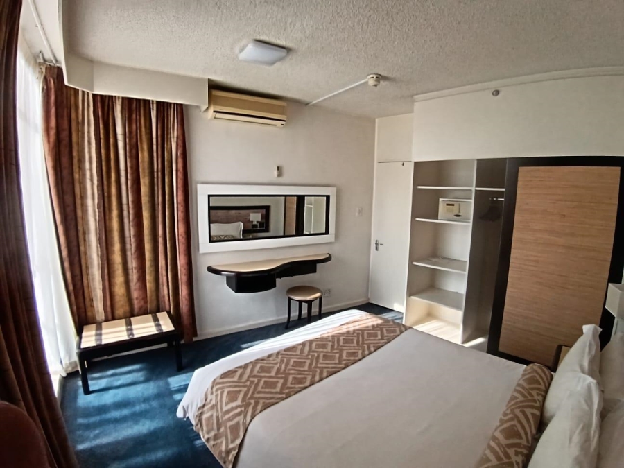 1 Bedroom Property for Sale in Braamfontein Gauteng
