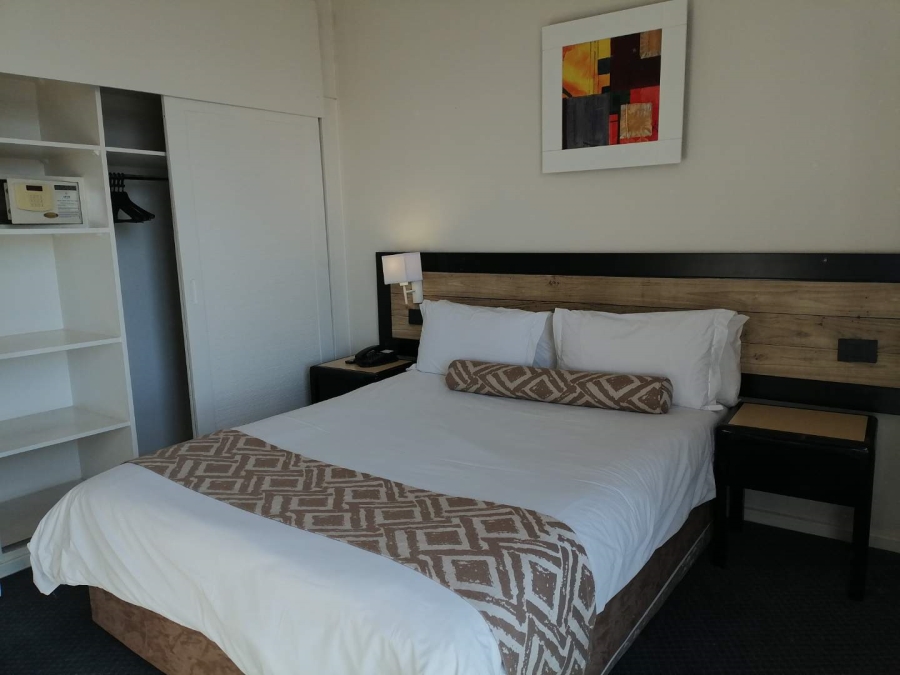1 Bedroom Property for Sale in Braamfontein Gauteng