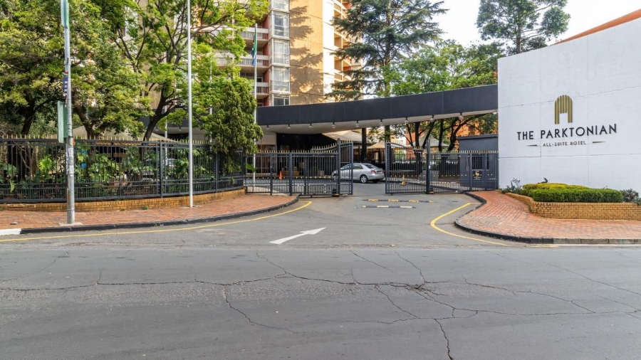 1 Bedroom Property for Sale in Braamfontein Gauteng