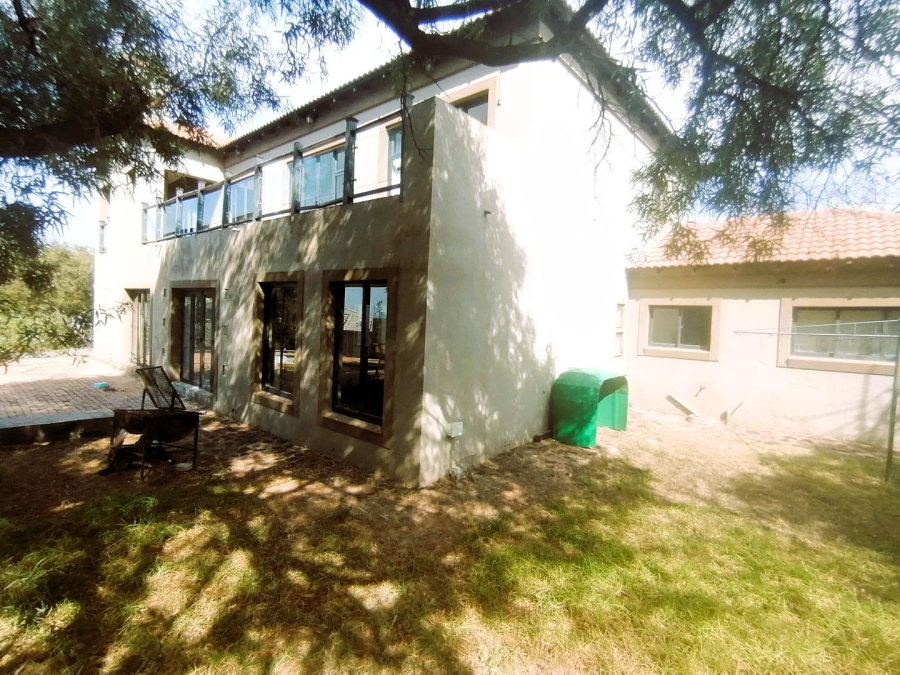 4 Bedroom Property for Sale in Amandasig Gauteng