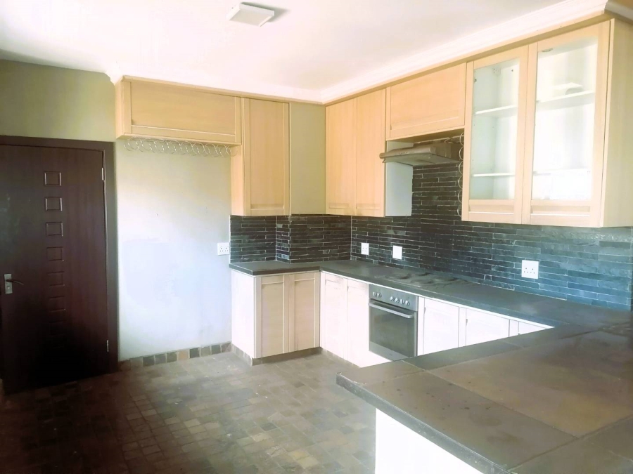 4 Bedroom Property for Sale in Amandasig Gauteng