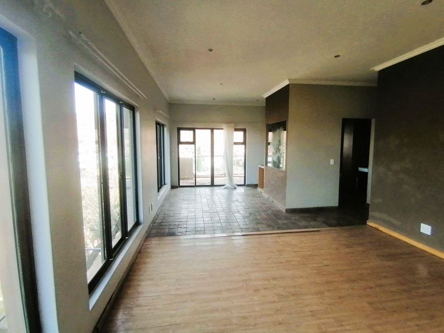 4 Bedroom Property for Sale in Amandasig Gauteng