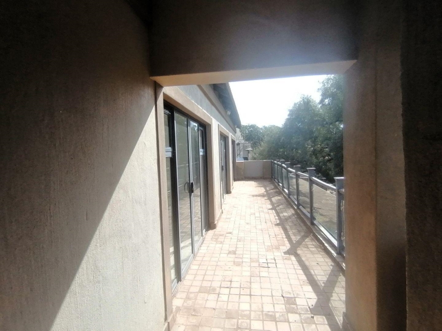 4 Bedroom Property for Sale in Amandasig Gauteng