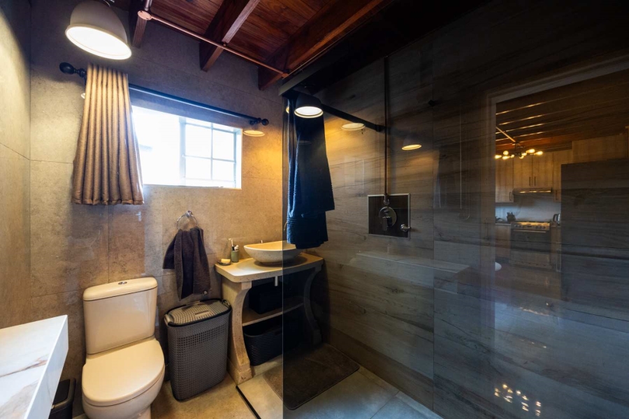 2 Bedroom Property for Sale in La Montagne Gauteng