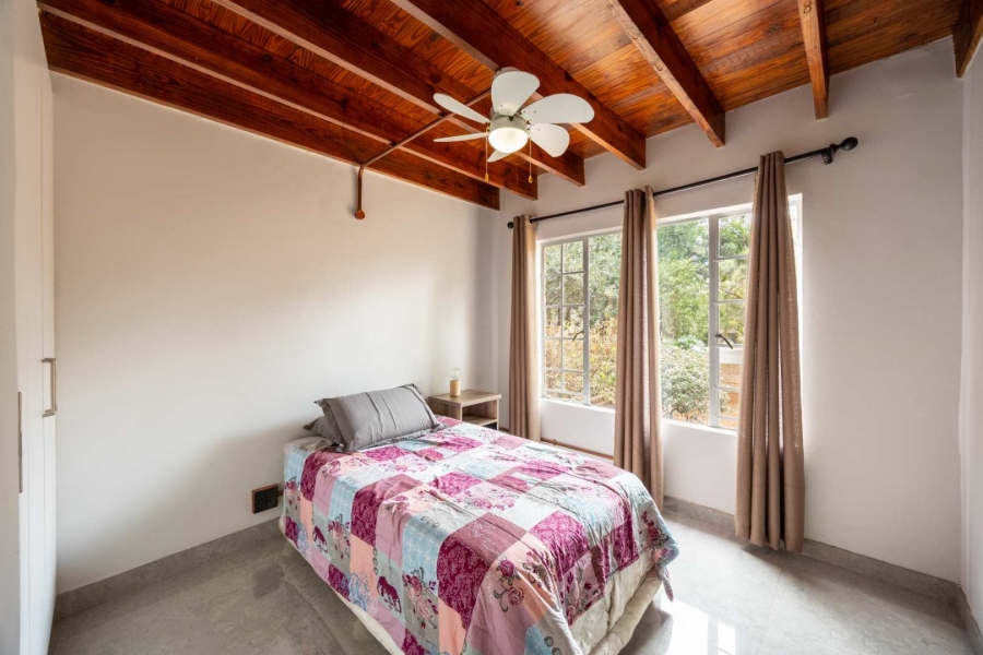 2 Bedroom Property for Sale in La Montagne Gauteng
