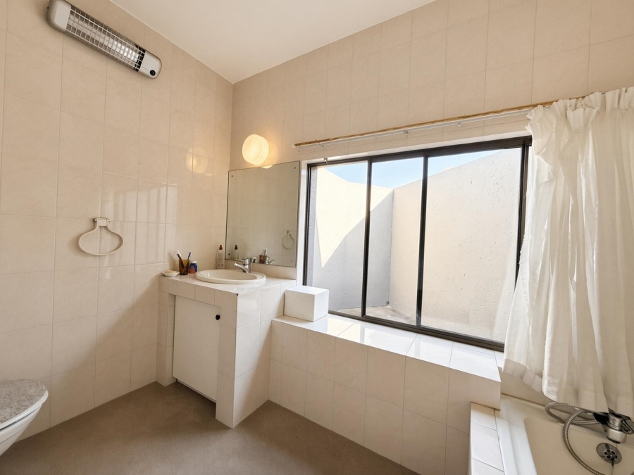 4 Bedroom Property for Sale in Bryanston Gauteng
