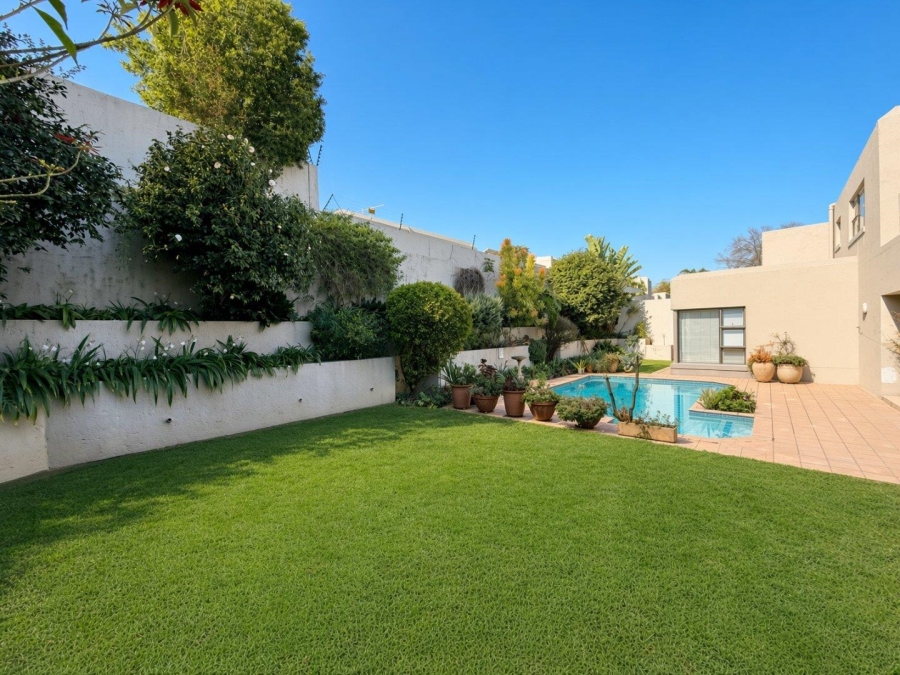 4 Bedroom Property for Sale in Bryanston Gauteng