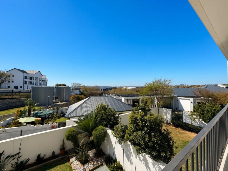 3 Bedroom Property for Sale in Greenstone Hill Gauteng