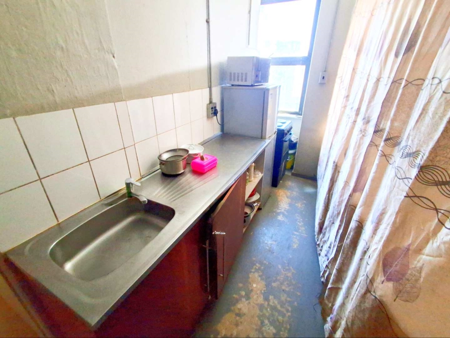 1 Bedroom Property for Sale in Johannesburg Central Gauteng