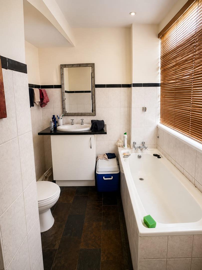 2 Bedroom Property for Sale in Johannesburg Central Gauteng