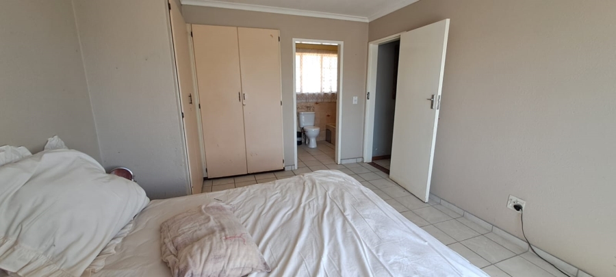 To Let 3 Bedroom Property for Rent in Elandspark Gauteng