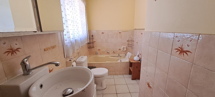 To Let 3 Bedroom Property for Rent in Elandspark Gauteng