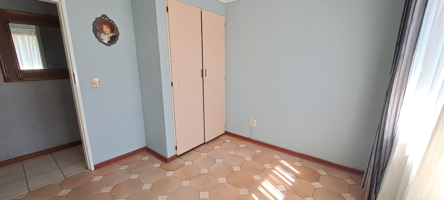 To Let 3 Bedroom Property for Rent in Elandspark Gauteng