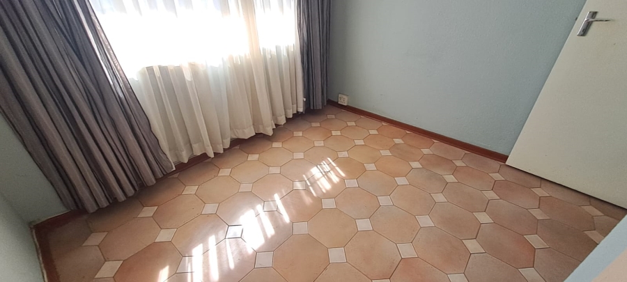 To Let 3 Bedroom Property for Rent in Elandspark Gauteng