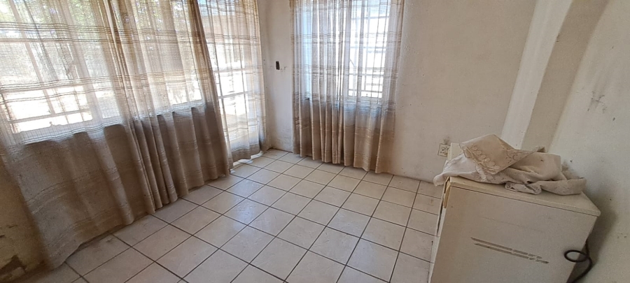To Let 3 Bedroom Property for Rent in Elandspark Gauteng