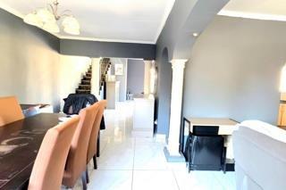 4 Bedroom Property for Sale in Brackendowns Gauteng
