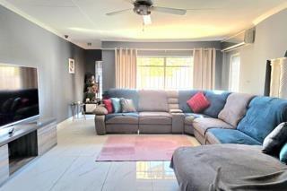 4 Bedroom Property for Sale in Brackendowns Gauteng