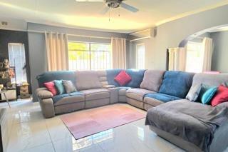 4 Bedroom Property for Sale in Brackendowns Gauteng