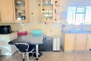 4 Bedroom Property for Sale in Brackendowns Gauteng