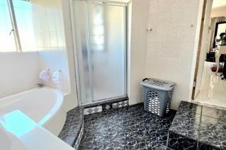 4 Bedroom Property for Sale in Brackendowns Gauteng