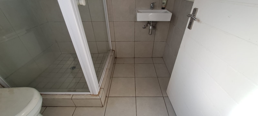 To Let 3 Bedroom Property for Rent in South Hills Gauteng