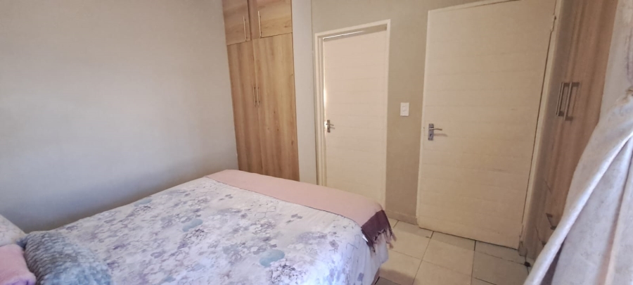 To Let 3 Bedroom Property for Rent in South Hills Gauteng