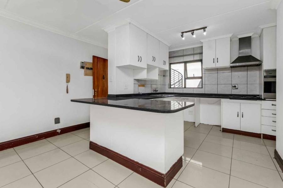 To Let 3 Bedroom Property for Rent in Bryanston Gauteng
