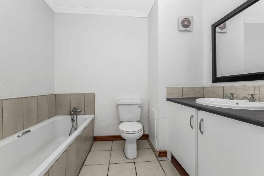 To Let 3 Bedroom Property for Rent in Bryanston Gauteng