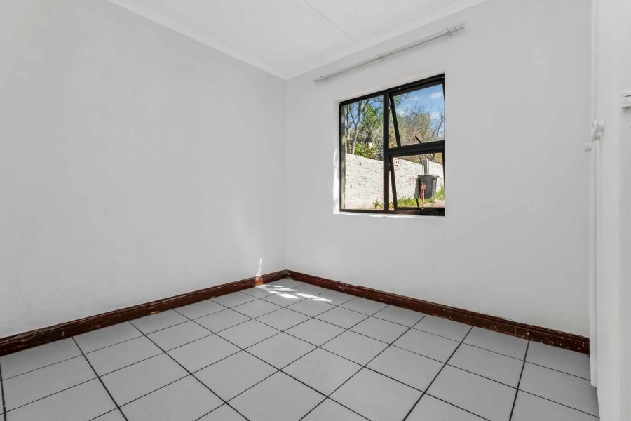To Let 3 Bedroom Property for Rent in Bryanston Gauteng