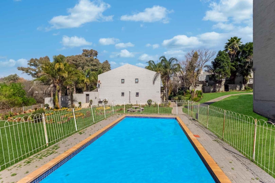 To Let 3 Bedroom Property for Rent in Bryanston Gauteng