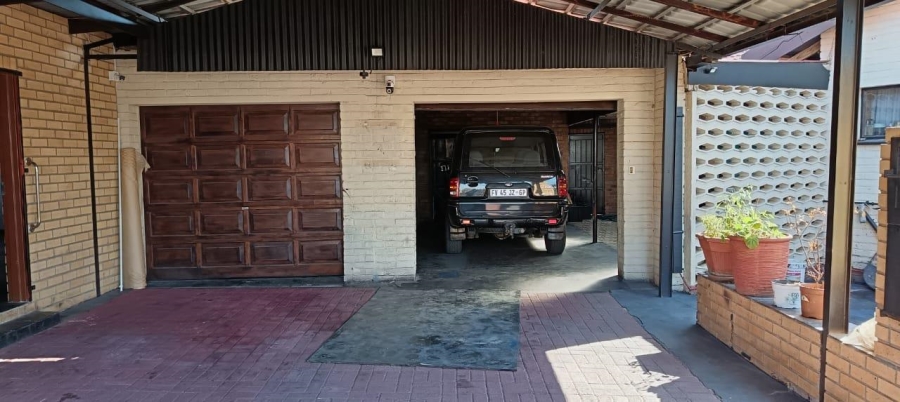 5 Bedroom Property for Sale in Brenthurst Gauteng