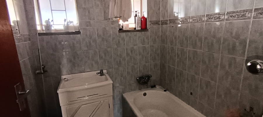 5 Bedroom Property for Sale in Brenthurst Gauteng