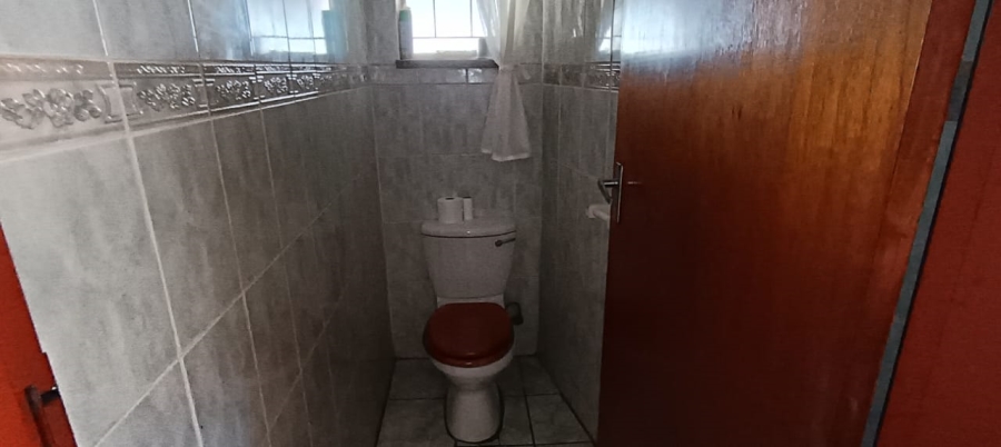 5 Bedroom Property for Sale in Brenthurst Gauteng