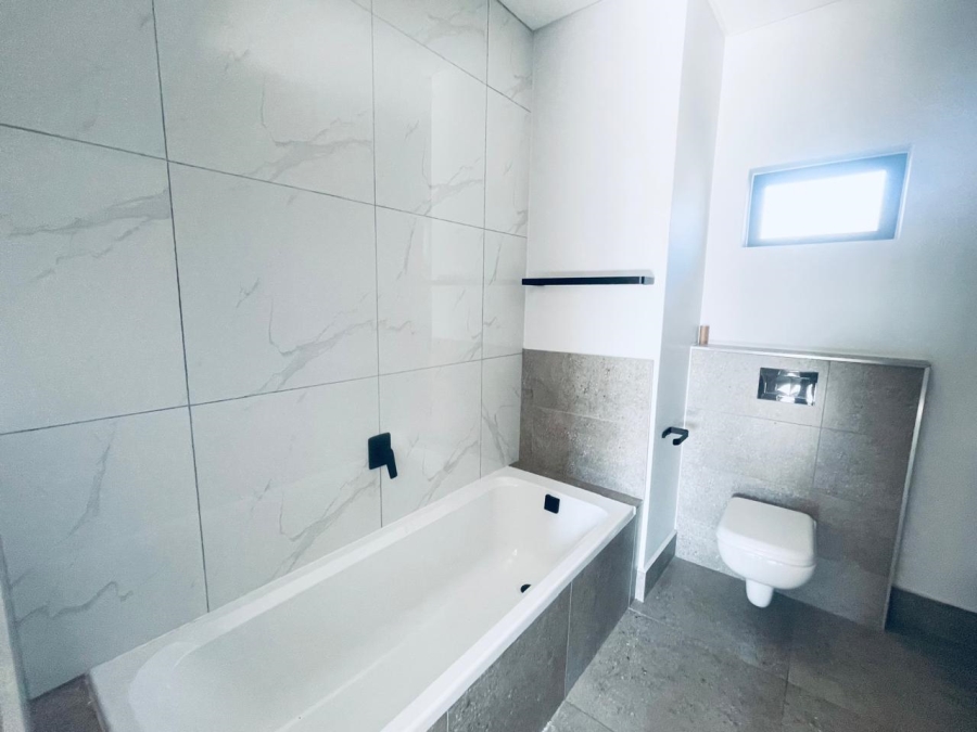 To Let 1 Bedroom Property for Rent in Hyde Park Gauteng