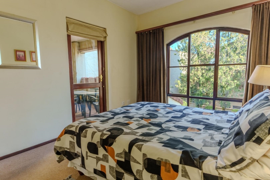 To Let 2 Bedroom Property for Rent in Benmore Gauteng