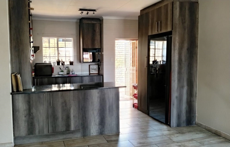 2 Bedroom Property for Sale in Chancliff Ridge Gauteng