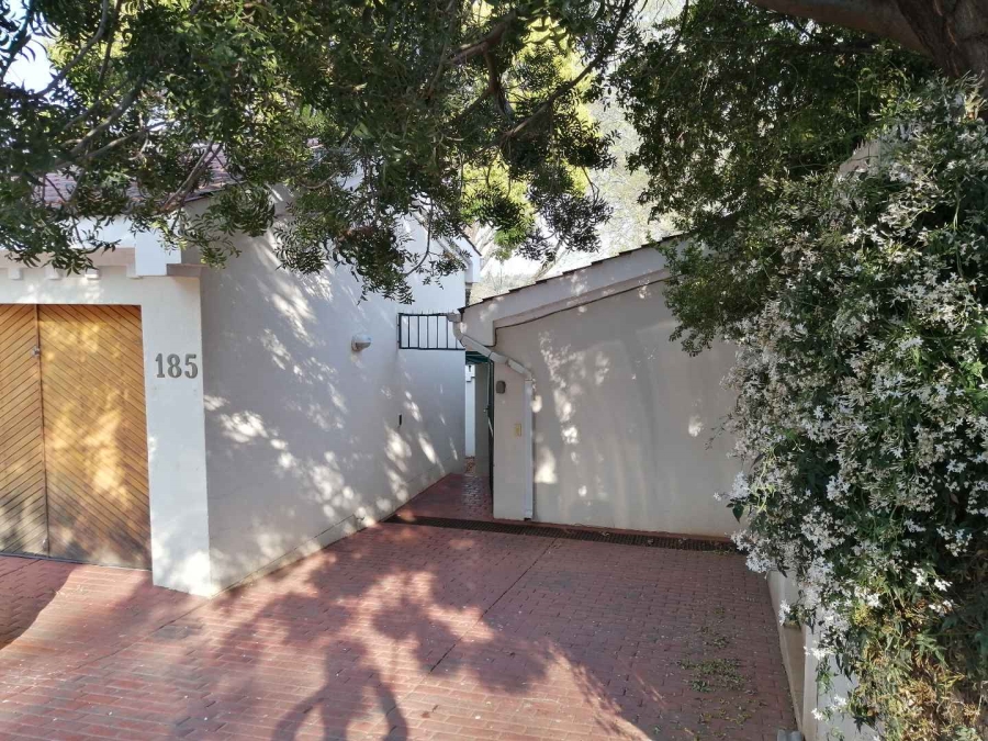 To Let 3 Bedroom Property for Rent in Lynnwood Glen Gauteng