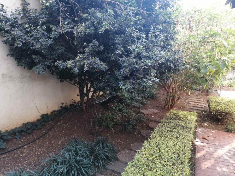 To Let 3 Bedroom Property for Rent in Lynnwood Glen Gauteng