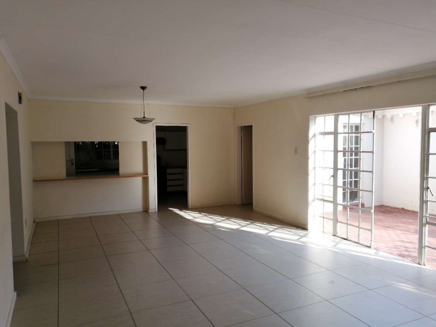 To Let 3 Bedroom Property for Rent in Lynnwood Glen Gauteng