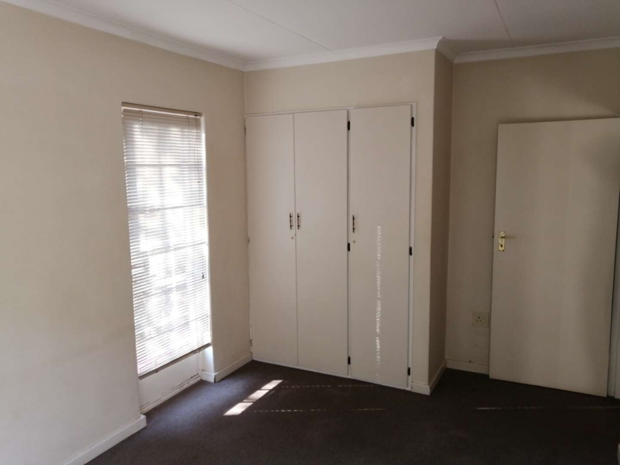 To Let 3 Bedroom Property for Rent in Lynnwood Glen Gauteng