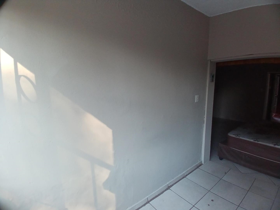 To Let 1 Bedroom Property for Rent in Muckleneuk Gauteng