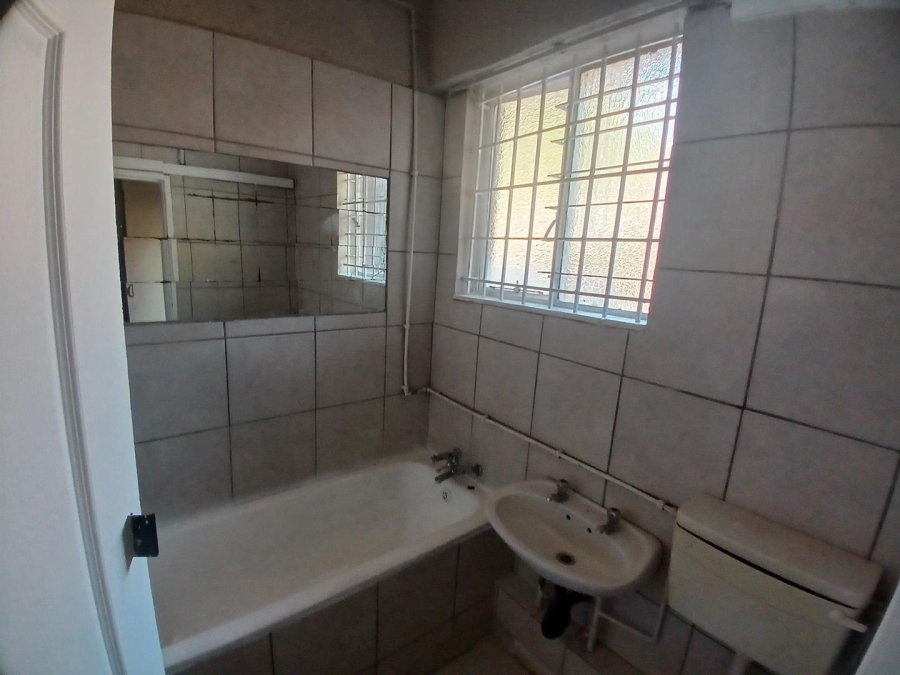 To Let 1 Bedroom Property for Rent in Muckleneuk Gauteng