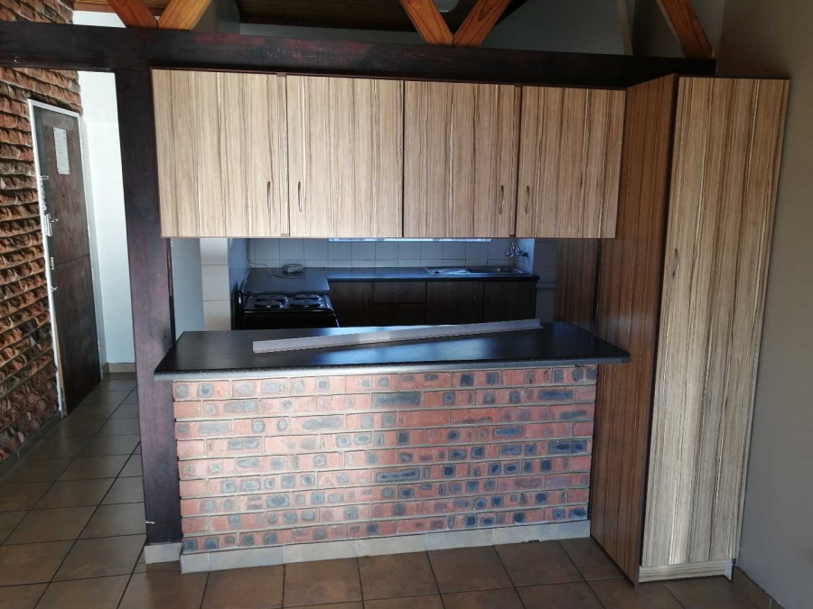 To Let 2 Bedroom Property for Rent in Groenkloof Gauteng
