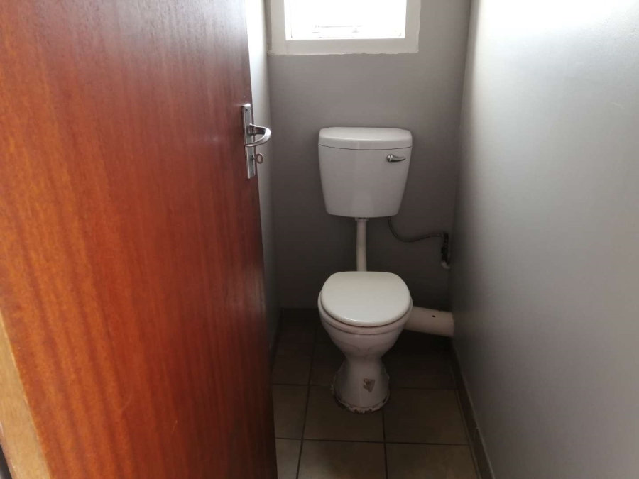 To Let 2 Bedroom Property for Rent in Groenkloof Gauteng