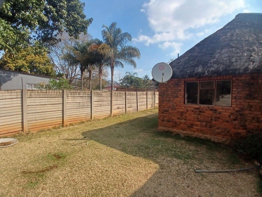 To Let 2 Bedroom Property for Rent in Pretoria North Gauteng
