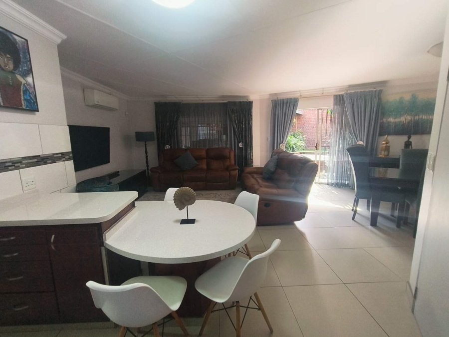 To Let 4 Bedroom Property for Rent in Erasmuskloof Gauteng