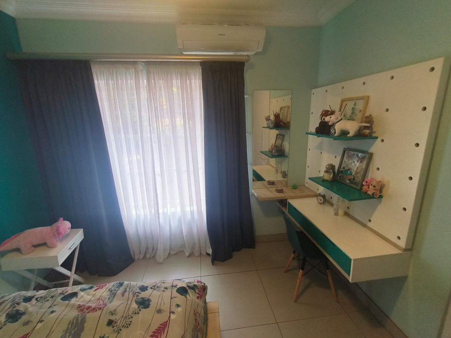 To Let 4 Bedroom Property for Rent in Erasmuskloof Gauteng