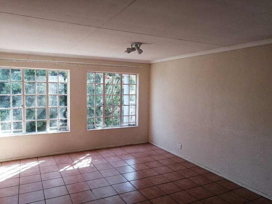 To Let 2 Bedroom Property for Rent in Monument Park Gauteng